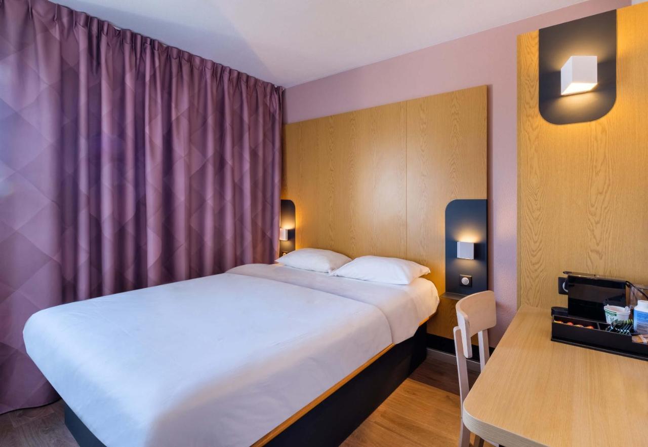 B&B Hotel Cannes La Bocca Plage Exteriör bild